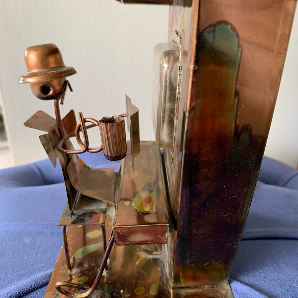 Adorable Rustic Music Box - Picture 4 of 4